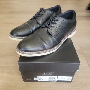 Alfani Mens Theo Black Cap Toe Memory Foam Oxfords Size 9.5M Near New
